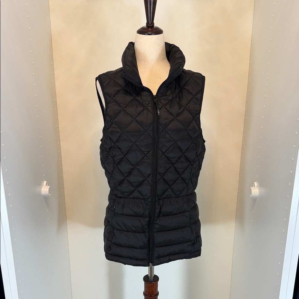 ZeroXposur Women's Black Quilted Vest